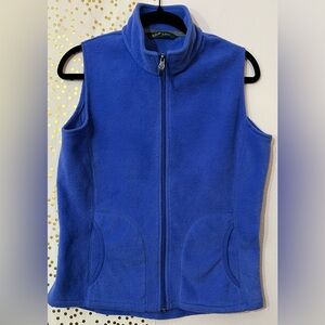 Woolrich Women’s Fleece Zip Up Vest Pockets in Royal Blue size Medium